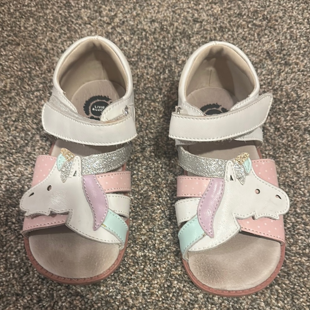 Livie & Luca Pink and White Sandals with Unicorn Design